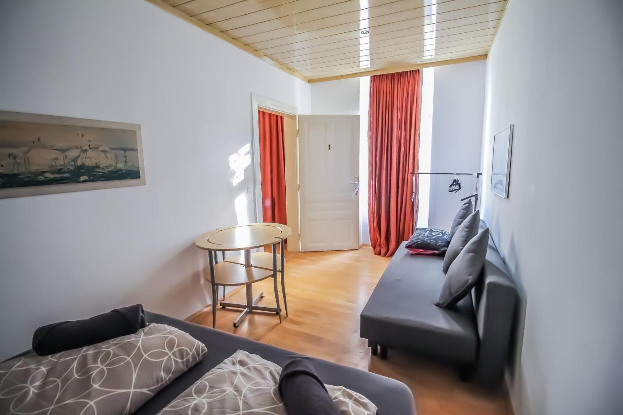 Cozy In Floridsdorf Area Pr6 Gazde/Camere de închiriat *